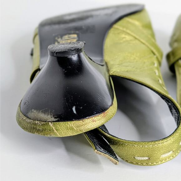 John Fluevog Kitten Heel Slingbacks 10 Green Metallic Leather Statement Shoes - Picture 9 of 16